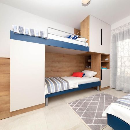 באניולה Apartman Oranz מראה חיצוני תמונה