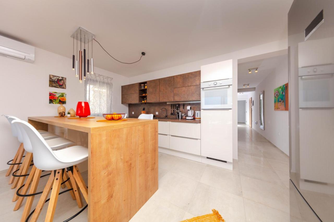 באניולה Apartman Oranz מראה חיצוני תמונה