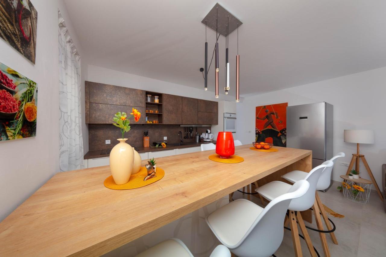 באניולה Apartman Oranz מראה חיצוני תמונה