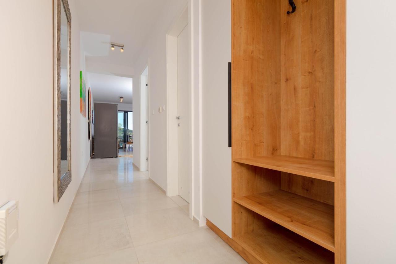 באניולה Apartman Oranz מראה חיצוני תמונה