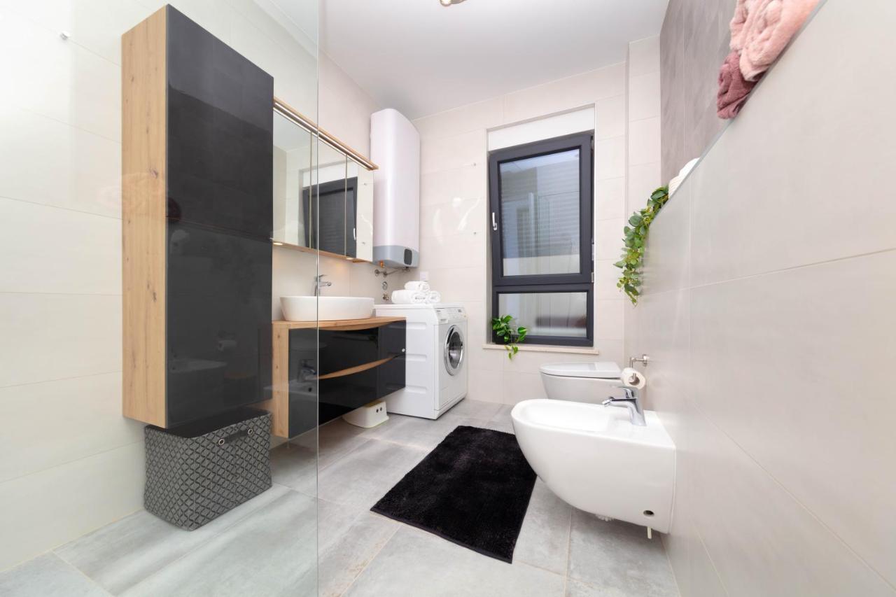 באניולה Apartman Oranz מראה חיצוני תמונה