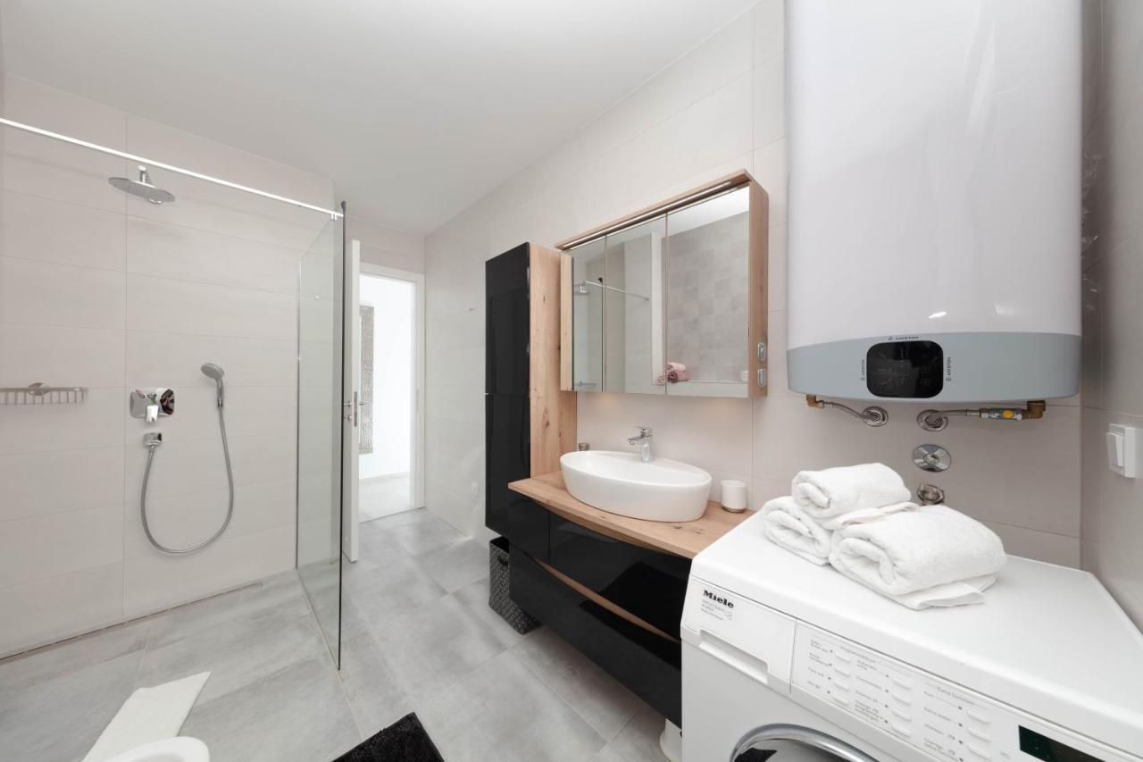 באניולה Apartman Oranz מראה חיצוני תמונה