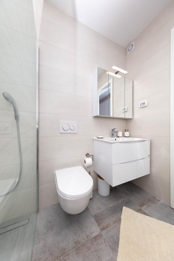 באניולה Apartman Oranz מראה חיצוני תמונה