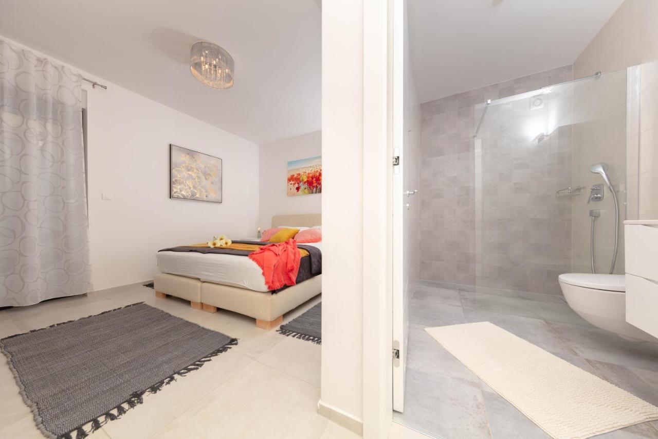 באניולה Apartman Oranz מראה חיצוני תמונה
